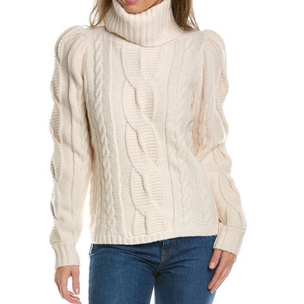 Fabulous Ted baker London wool blend cable knit turtleneck